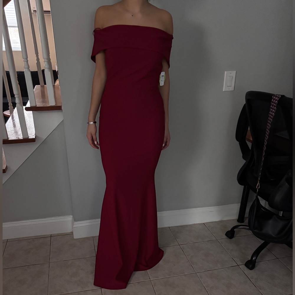 Elegant Burgundy Off-Shoulder Gown